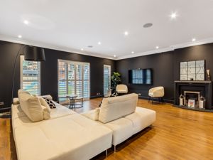 Photo 7- click for photo gallery